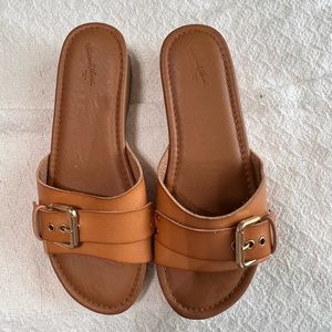 Universal thread sandals from Target